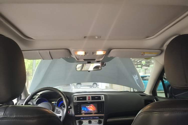 Used Subaru Outback 2015 2.5i Sport Navigation Edition Headliner