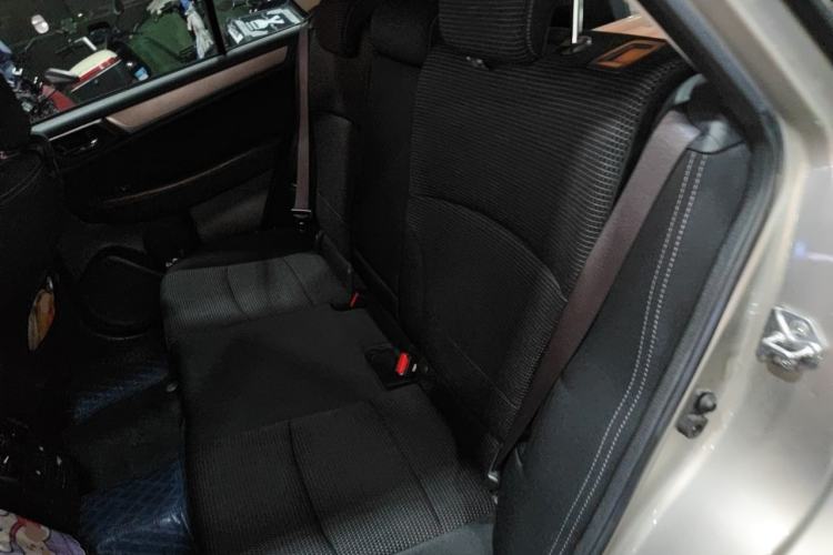 Used Subaru Outback 2015 2.5i Classic Edition Left Rear Seat