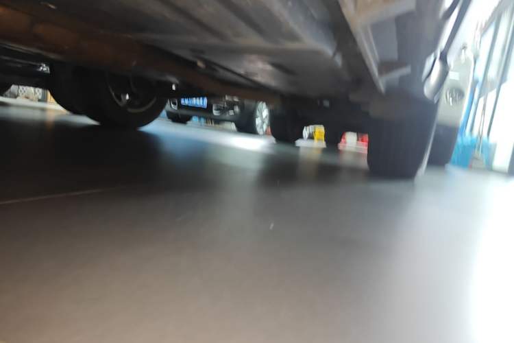 Used Subaru Outback 2015 2.0DIT Prestige Edition Left Side Sill