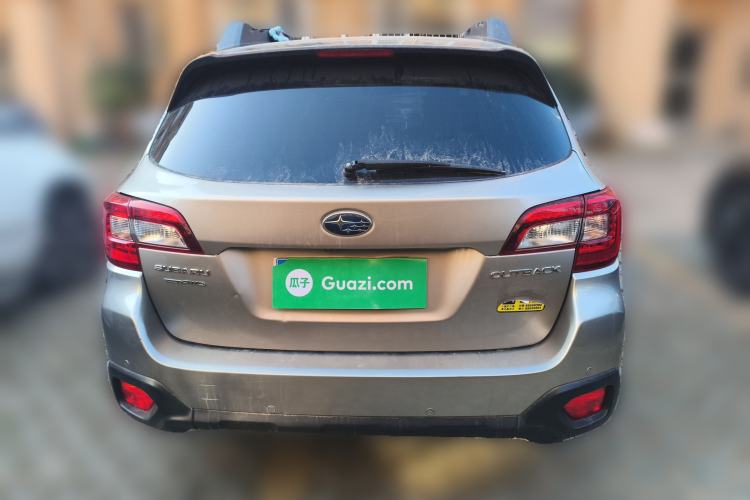 Used Subaru Outback 2015 2.5i Luxury Navigation Edition Rear