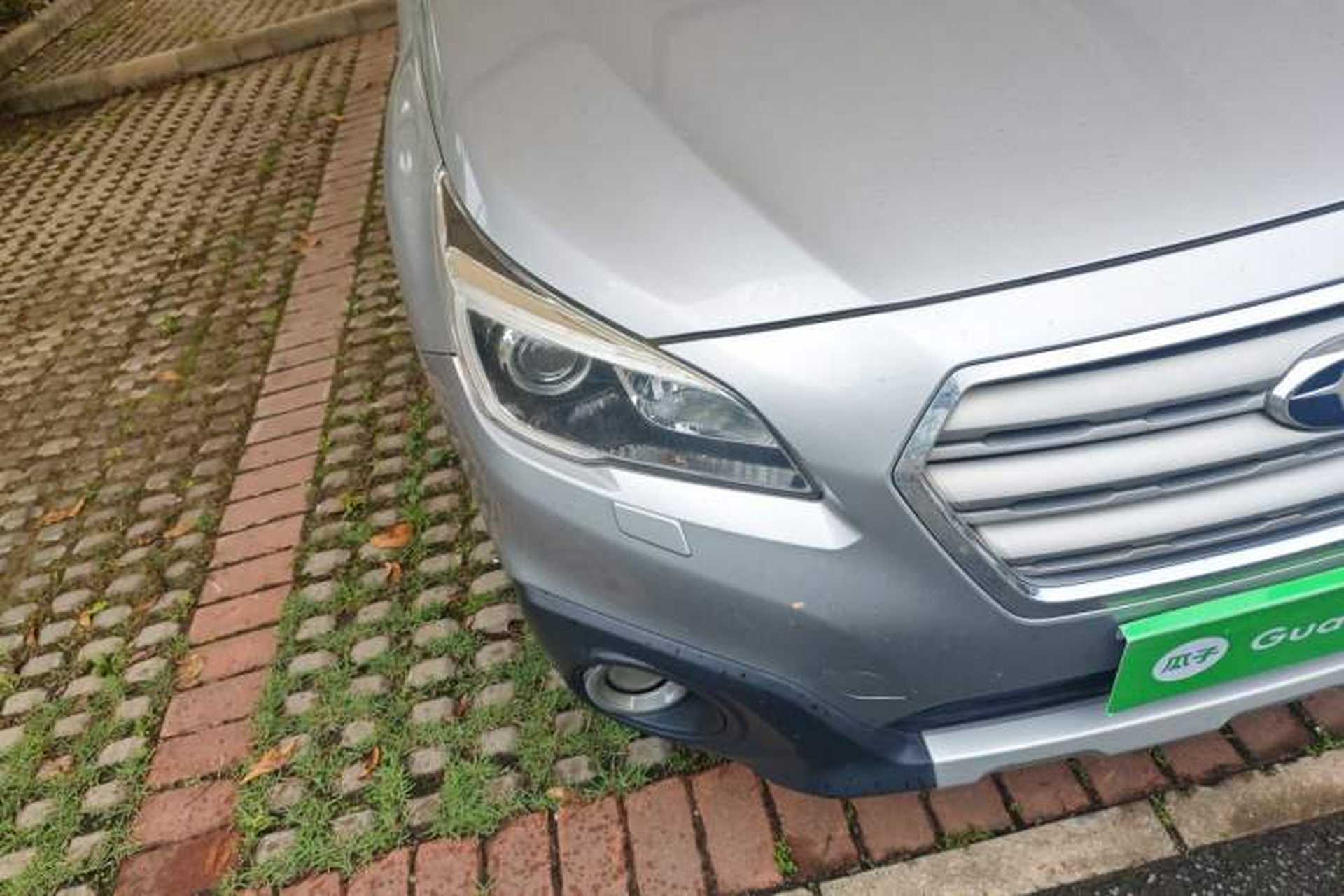 Used Subaru Outback 2015 2.5i Sport Navigation Edition Right Front Headlight