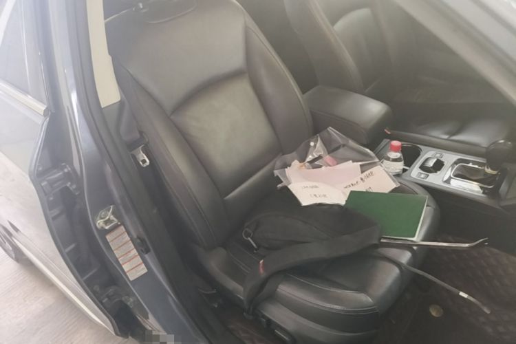 Used Subaru Outback 2015 2.5i Sport Navigation Edition Right Front Seat