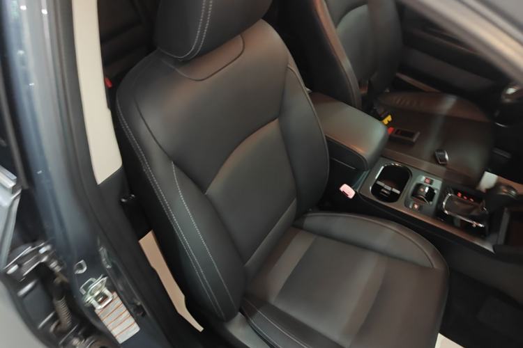 Used Subaru Outback 2015 2.0DIT Prestige Edition Right Front Seat
