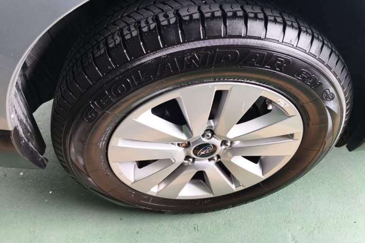 Used Subaru Outback 2015 2.5i Luxury Navigation Edition Right Rear Wheel Hub