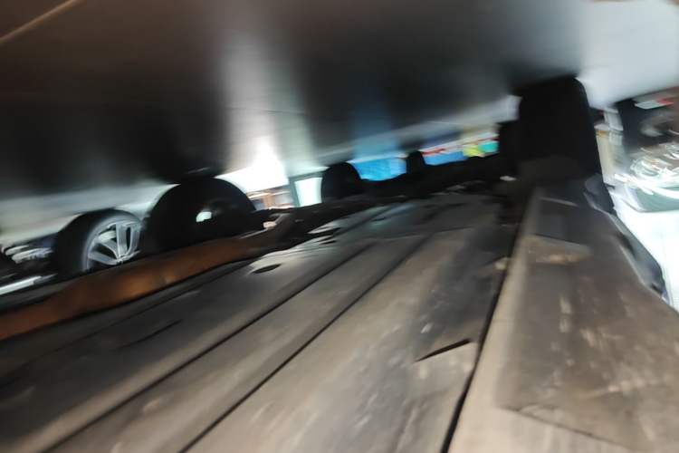 Used Subaru Outback 2015 2.0DIT Prestige Edition Right Side Sill