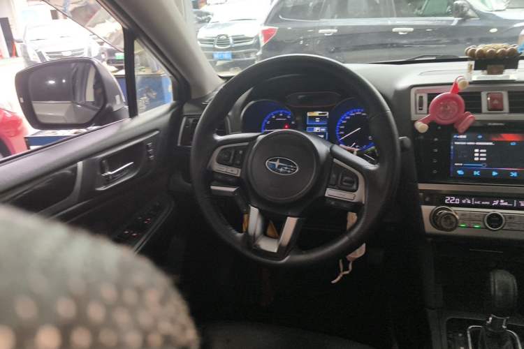 Used Subaru Outback 2015 2.5i Sport Navigation Edition Steering Wheel