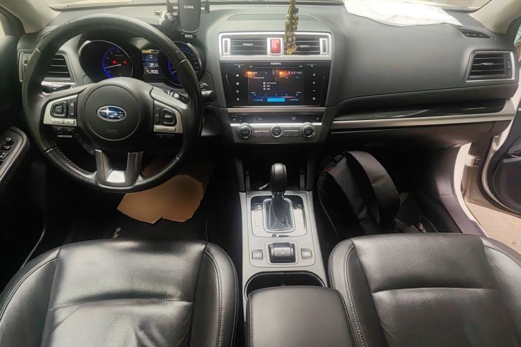 Used Subaru Outback 2015 2.5i Sport Navigation Edition Center Console