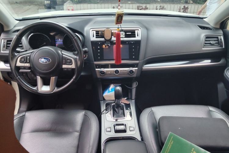 Used Subaru Outback 2015 2.5i Sport Navigation Edition Center Console