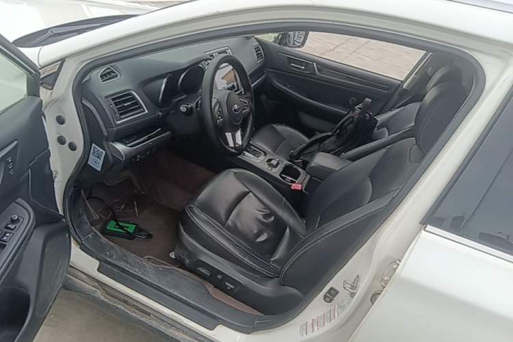 Used Subaru Outback 2015 2.5i Sport Navigation Edition Driver Seat