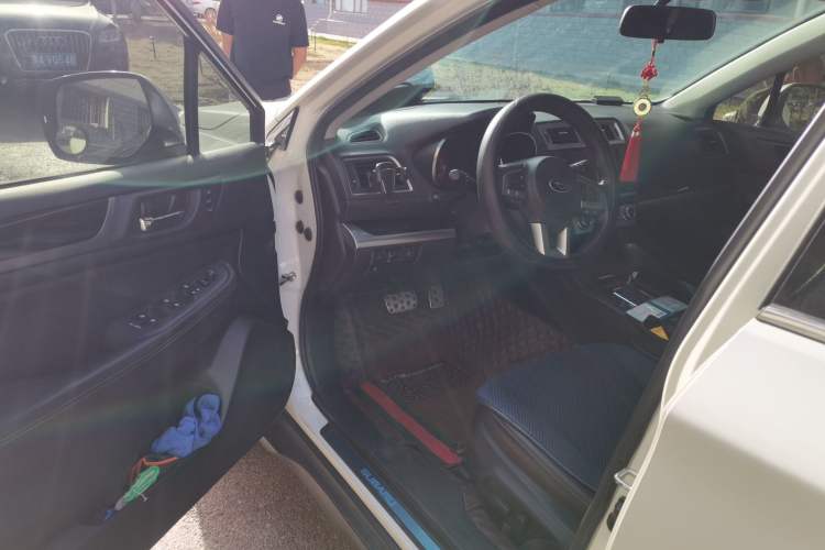 Used Subaru Outback 2015 2.0DIT Prestige Edition Driver Seat