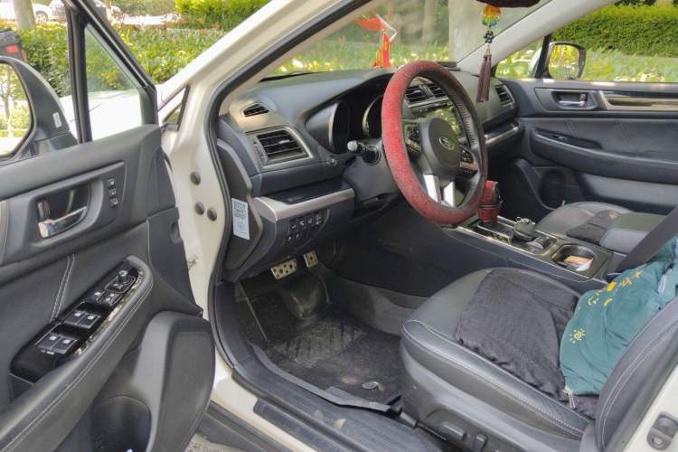 Used Subaru Outback 2015 2.5i Sport Navigation Edition Driver Seat