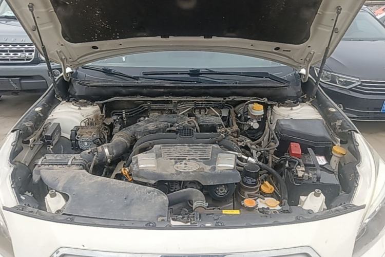 Used Subaru Outback 2015 2.5i Sport Navigation Edition Engine Bay