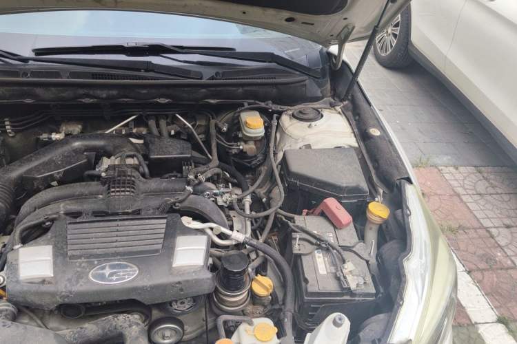 Used Subaru Outback 2015 2.5i Sport Navigation Edition Engine Bay Left