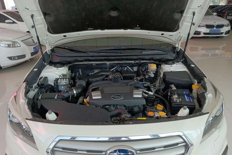 Used Subaru Outback 2015 2.5i Sport Navigation Edition Engine Bay