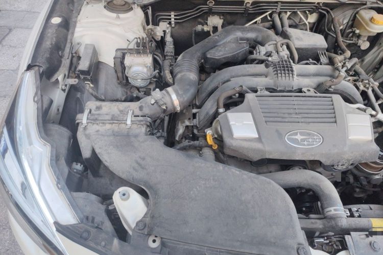 Used Subaru Outback 2015 2.5i Luxury Navigation Edition Engine Bay Right