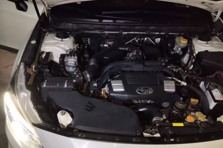 Used Subaru Outback 2015 2.5i Sport Navigation Edition Engine Bay Right