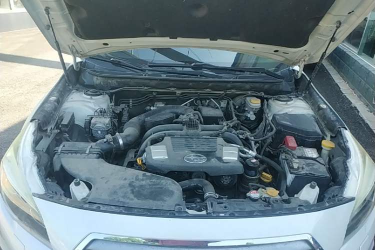 Used Subaru Outback 2015 2.5i Sport Navigation Edition Engine Bay