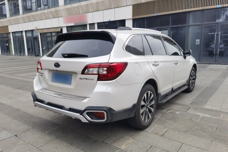 Used Subaru Outback 2015 2.5i Sport Navigation Edition Exterior 8