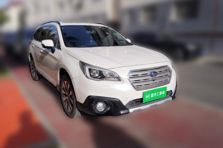 Used Subaru Outback 2015 2.0DIT Prestige Edition Front Right 45 Deg