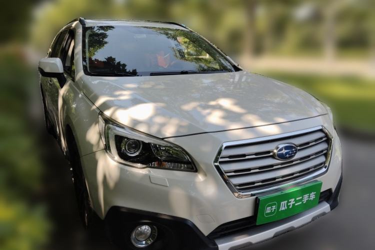 Used Subaru Outback 2015 2.5i Sport Navigation Edition Front Right 45 Deg