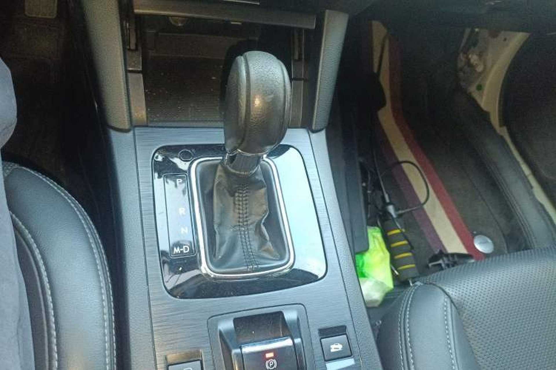 Used Subaru Outback 2015 2.5i Luxury Navigation Edition Gear Lever