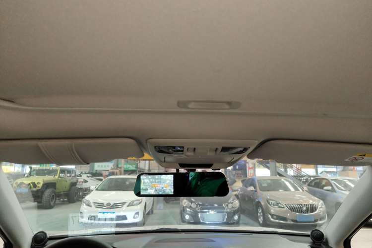 Used Subaru Outback 2015 2.5i Classic Edition Headliner