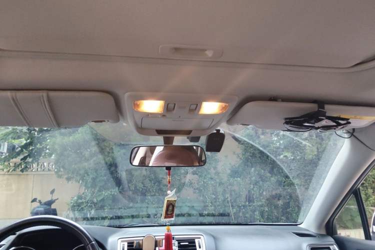 Used Subaru Outback 2015 2.5i Sport Navigation Edition Headliner