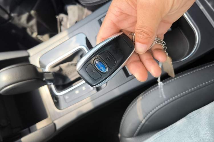 Used Subaru Outback 2015 2.5i Sport Navigation Edition Interior 1