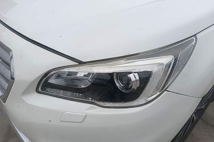 Used Subaru Outback 2015 2.5i Sport Navigation Edition Left Front Headlight