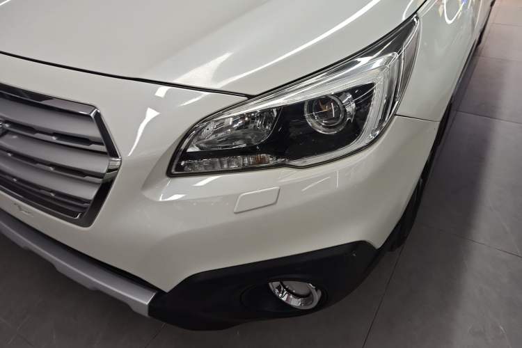 Used Subaru Outback 2015 2.5i Sport Navigation Edition Left Front Headlight