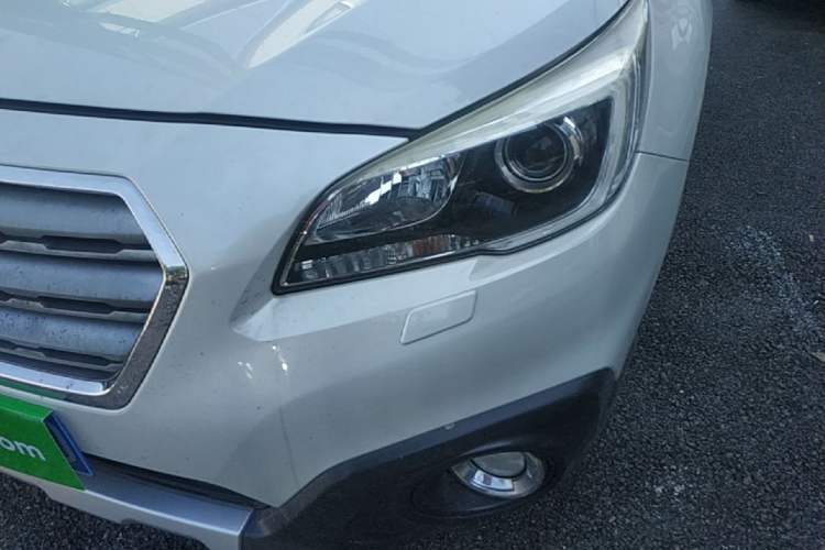 Used Subaru Outback 2015 2.5i Sport Navigation Edition Left Front Headlight