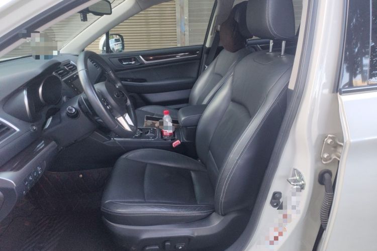 Used Subaru Outback 2015 2.5i Luxury Navigation Edition Left Front Seat