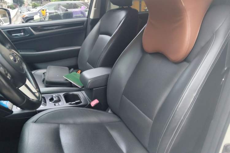Used Subaru Outback 2015 2.5i Sport Navigation Edition Left Front Seat