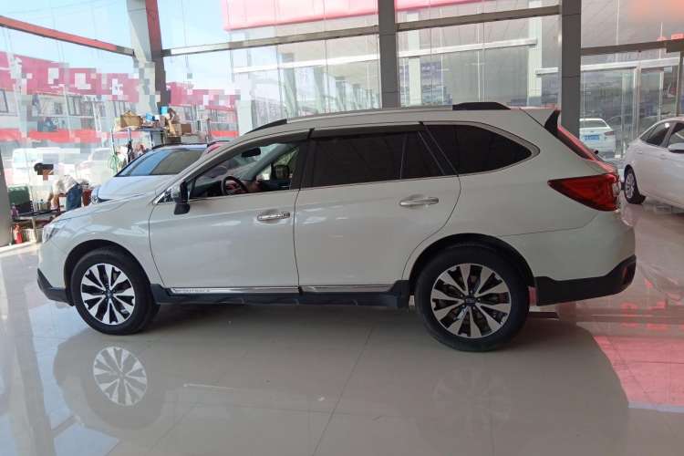Used Subaru Outback 2015 2.5i Sport Navigation Edition Left Side