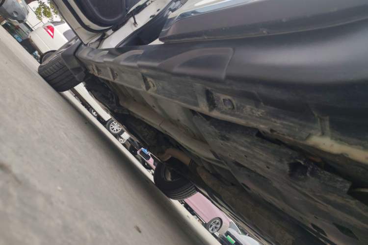 Used Subaru Outback 2015 2.5i Sport Navigation Edition Left Side Sill