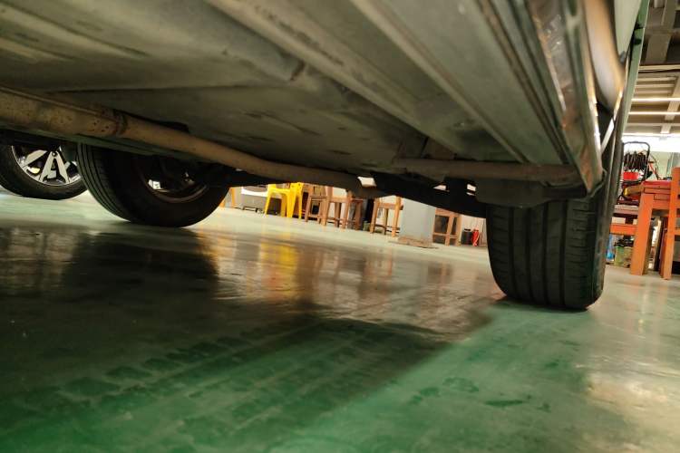 Used Subaru Outback 2015 2.5i Classic Edition Left Side Sill