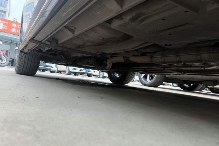 Used Subaru Outback 2015 2.5i Sport Navigation Edition Left Side Sill