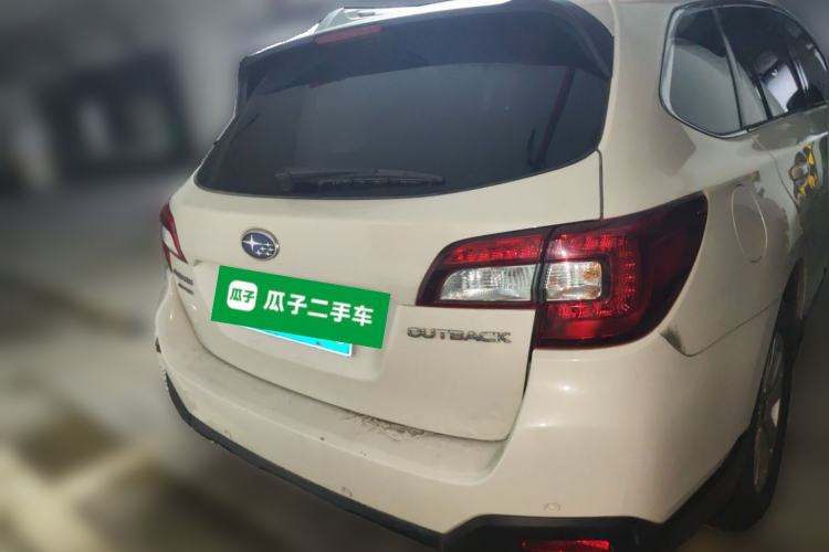Used Subaru Outback 2015 2.5i Luxury Navigation Edition Rear