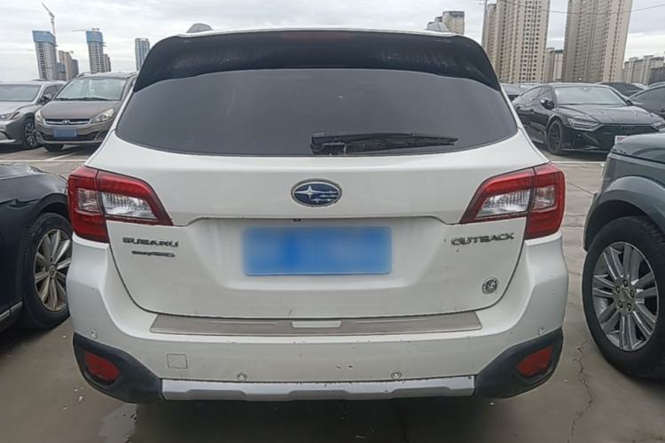 Used Subaru Outback 2015 2.5i Sport Navigation Edition Rear