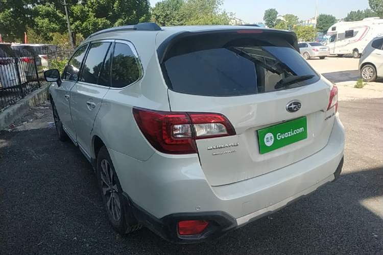 Used Subaru Outback 2015 2.5i Sport Navigation Edition Rear Left 45 Deg