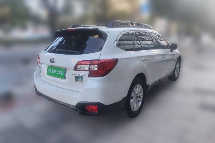 Used Subaru Outback 2015 2.5i Luxury Navigation Edition Rear Right 45 Deg