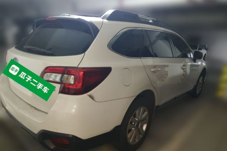 Used Subaru Outback 2015 2.5i Luxury Navigation Edition Rear Right 45 Deg