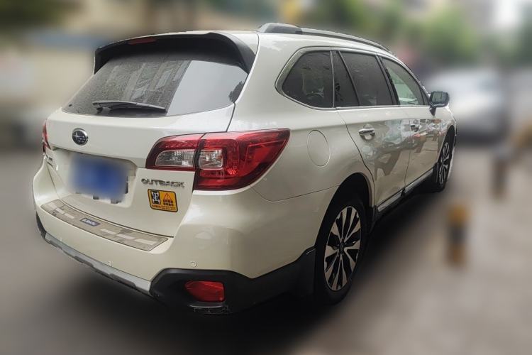 Used Subaru Outback 2015 2.5i Sport Navigation Edition Rear Right 45 Deg