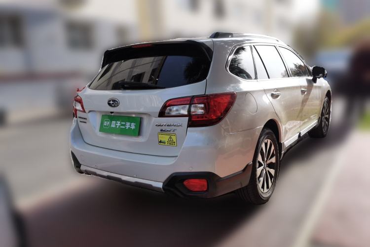 Used Subaru Outback 2015 2.0DIT Prestige Edition Rear Right 45 Deg