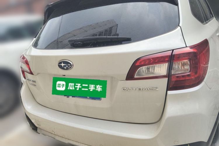 Used Subaru Outback 2015 2.5i Sport Navigation Edition Rear