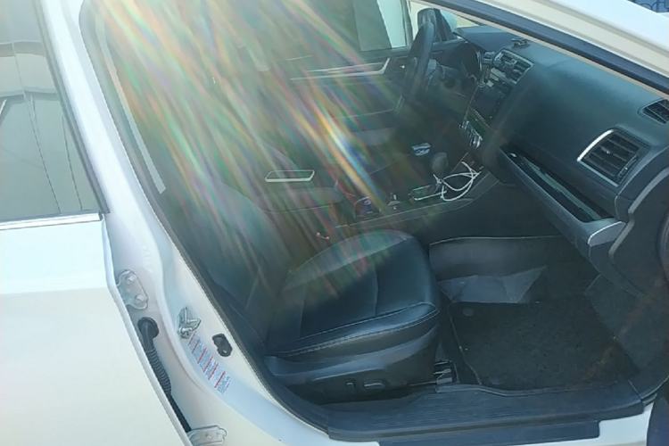 Used Subaru Outback 2015 2.5i Sport Navigation Edition Right Front Seat