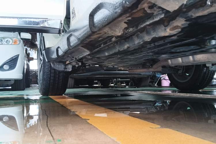 Used Subaru Outback 2015 2.5i Sport Navigation Edition Right Side Sill