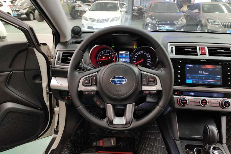 Used Subaru Outback 2015 2.5i Classic Edition Steering Wheel