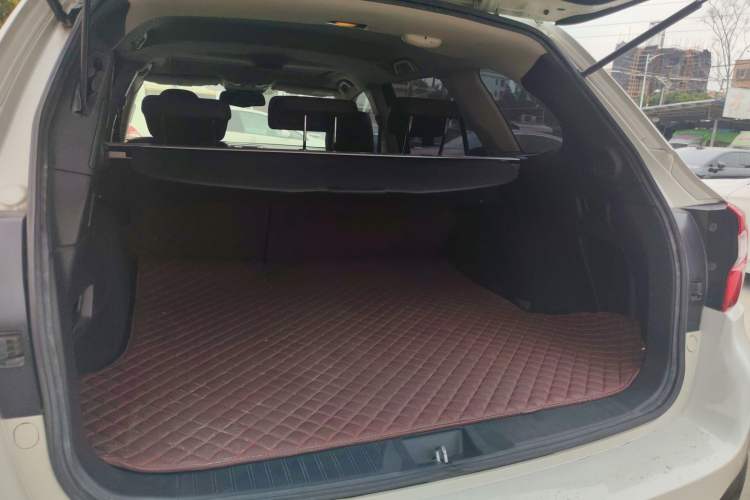 Used Subaru Outback 2015 2.5i Sport Navigation Edition Trunk