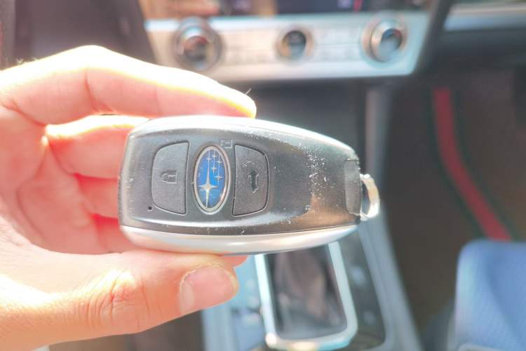 Used Subaru Outback 2015 2.0DIT Prestige Edition Vehicle Key
